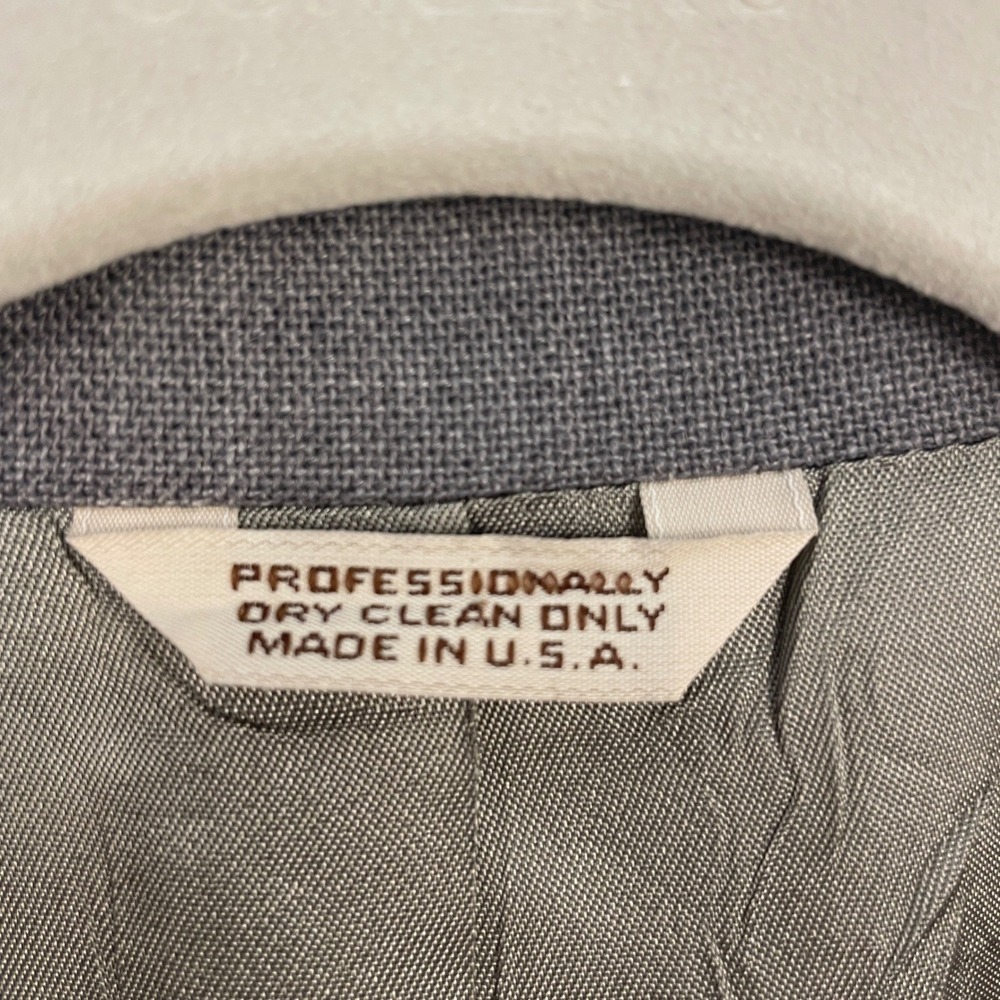 London Fog Mens Blazer 44R Gray Two Button Gold Accents Classic Made‎ in USA - Picture 6 of 11